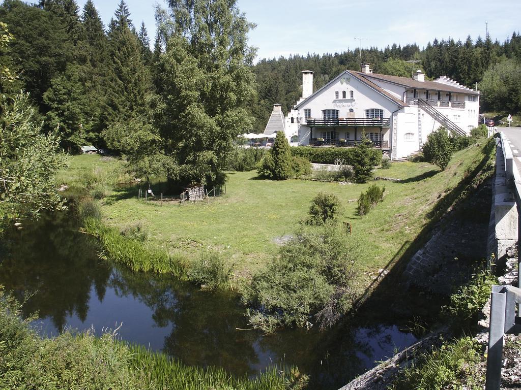 Hotel Aux Truites Bleues Fort-du-Plasne Exteriér fotografie